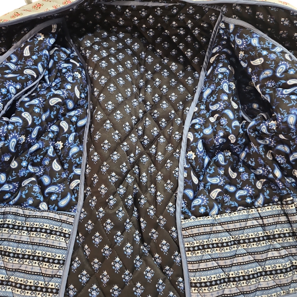 Wyeysyt Women's Cropped Puffer Quilted Jacket - Picture 3 of 7